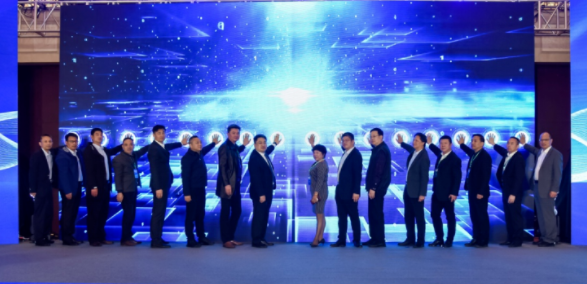公交大比武，就是這么“燃” ！第六屆“宇通杯”公交駕駛員節(jié)能技術(shù)大賽江蘇熱身賽在鎮(zhèn)江舉行
