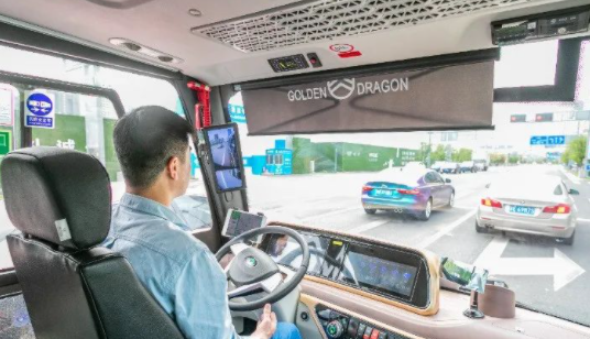 重磅！中國自動駕駛領(lǐng)域?qū)崿F(xiàn)換道超車，無人公交路線總長世界第一，蘇州大放異彩
