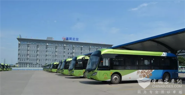 2020年底前，洛陽將建成12個公交停車場和20個首末站(圖1)