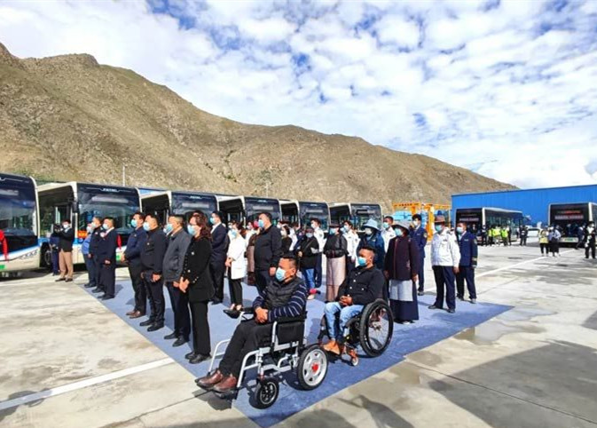 硬核！設(shè)輪椅專區(qū)，實(shí)現(xiàn)無障礙乘車，拉薩公交大站快線，直通車投運(yùn)了?！?(圖3)