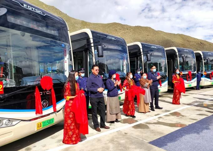 硬核！設(shè)輪椅專區(qū)，實(shí)現(xiàn)無障礙乘車，拉薩公交大站快線，直通車投運(yùn)了?！?(圖2)