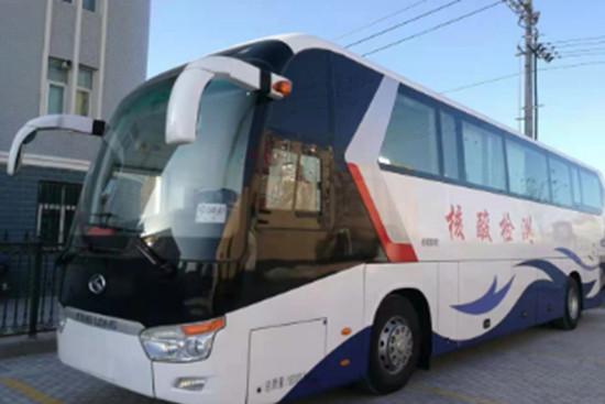 主動(dòng)出擊 高效作戰(zhàn)—— 金龍專用車事業(yè)部批量防疫產(chǎn)品如火如荼生產(chǎn)中(圖1)