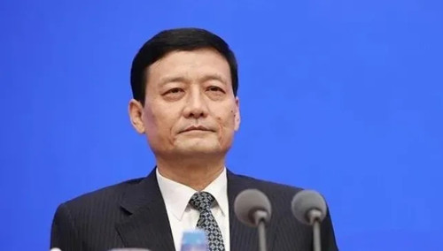 新能源汽車銷量連續(xù)六年位居全球第一!12月22日邀你相聚上海國際客車展, “雙碳”目標(biāo)下再握新機(jī)!(圖1) 新能源汽車銷量連續(xù)六年位居全球第一!12月22日邀你相聚上海國際客車展, “雙碳”目標(biāo)下再握新機(jī)!(圖1)