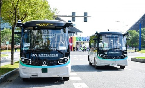 打通出行“最后三公里”！輕舟智航發(fā)布全國首個(gè)公開道路5G自動(dòng)駕駛網(wǎng)約巴士(圖2)