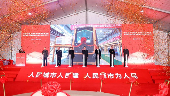 16輛氫動力公交投運(yùn)，一批重點(diǎn)項目集中啟動……臨港新片區(qū)加速完善綜合交通體系(圖2)