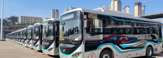 安寧市新增30輛純電豪華公交，居民出行質(zhì)量再提高(圖1)