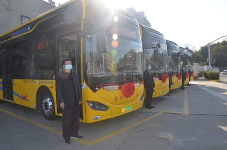 浙江嘉興市本級(jí)首條氫能源公交車示范線投入運(yùn)營(yíng)(圖2)