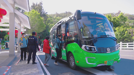 精準對位！兩會民生提出的適老化，金旅客車也要關注(圖3)