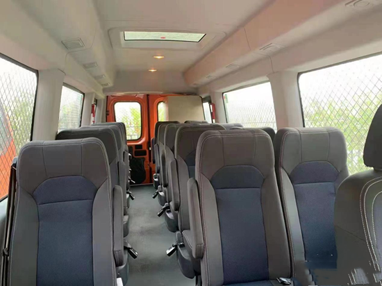 8輛依維柯歐勝運(yùn)兵車交付甘肅，為森林防護(hù)再添助力(圖3)